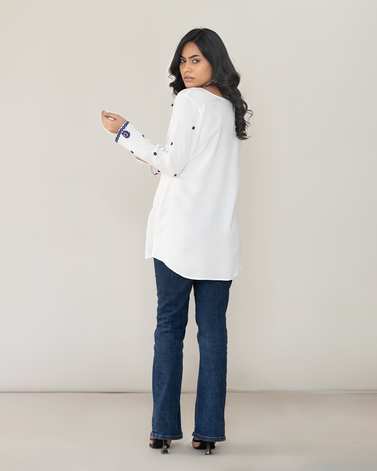 White Embroidered Long Sleeve Tunic Kurti for Women | Kurta Kurtii