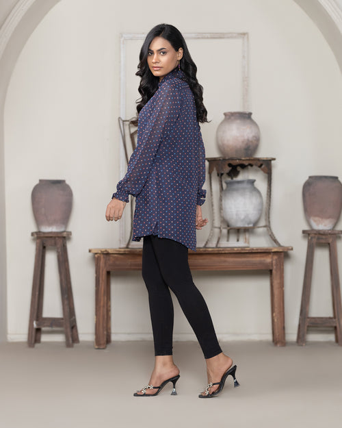 Chic Navy Blue Heart Print Shirt with Elegant Button Detail